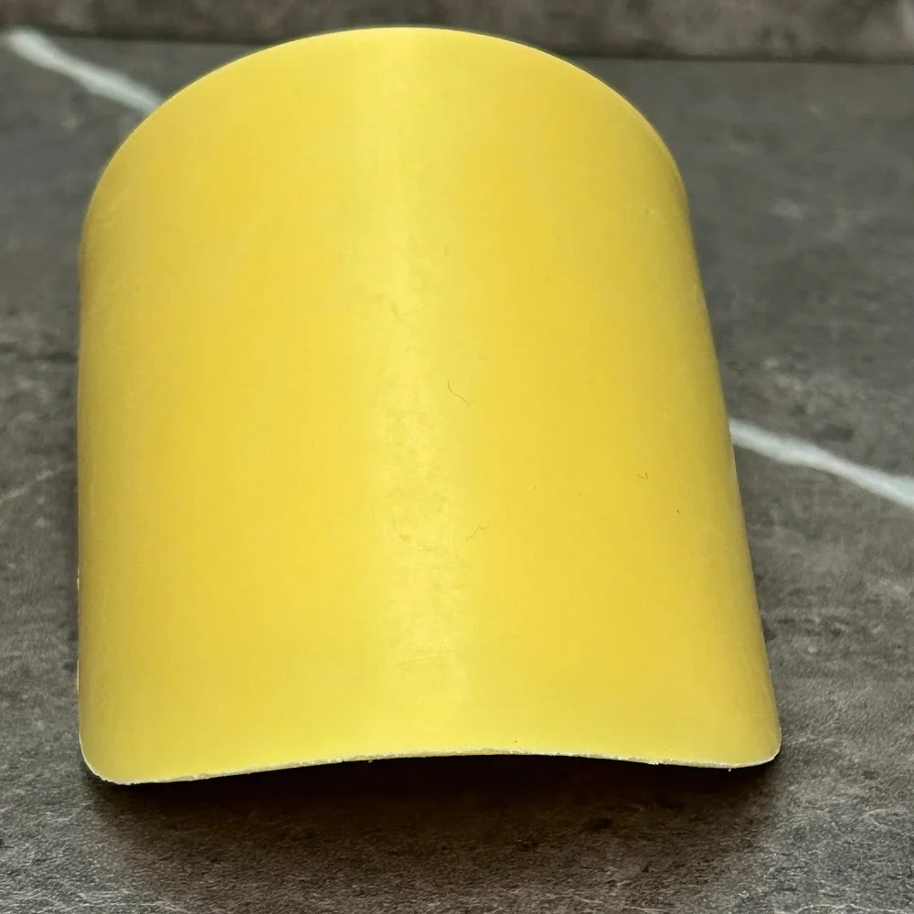 Vintage Tupperware Yellow Flour Sugar Scoop 292-17 Retro Kitchen Tool
